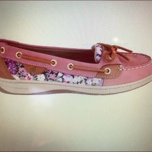 Women’s Sperry angelfish